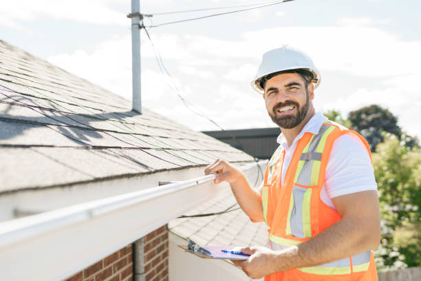 Best Roof Gutter Cleaning  in Hauula, HI